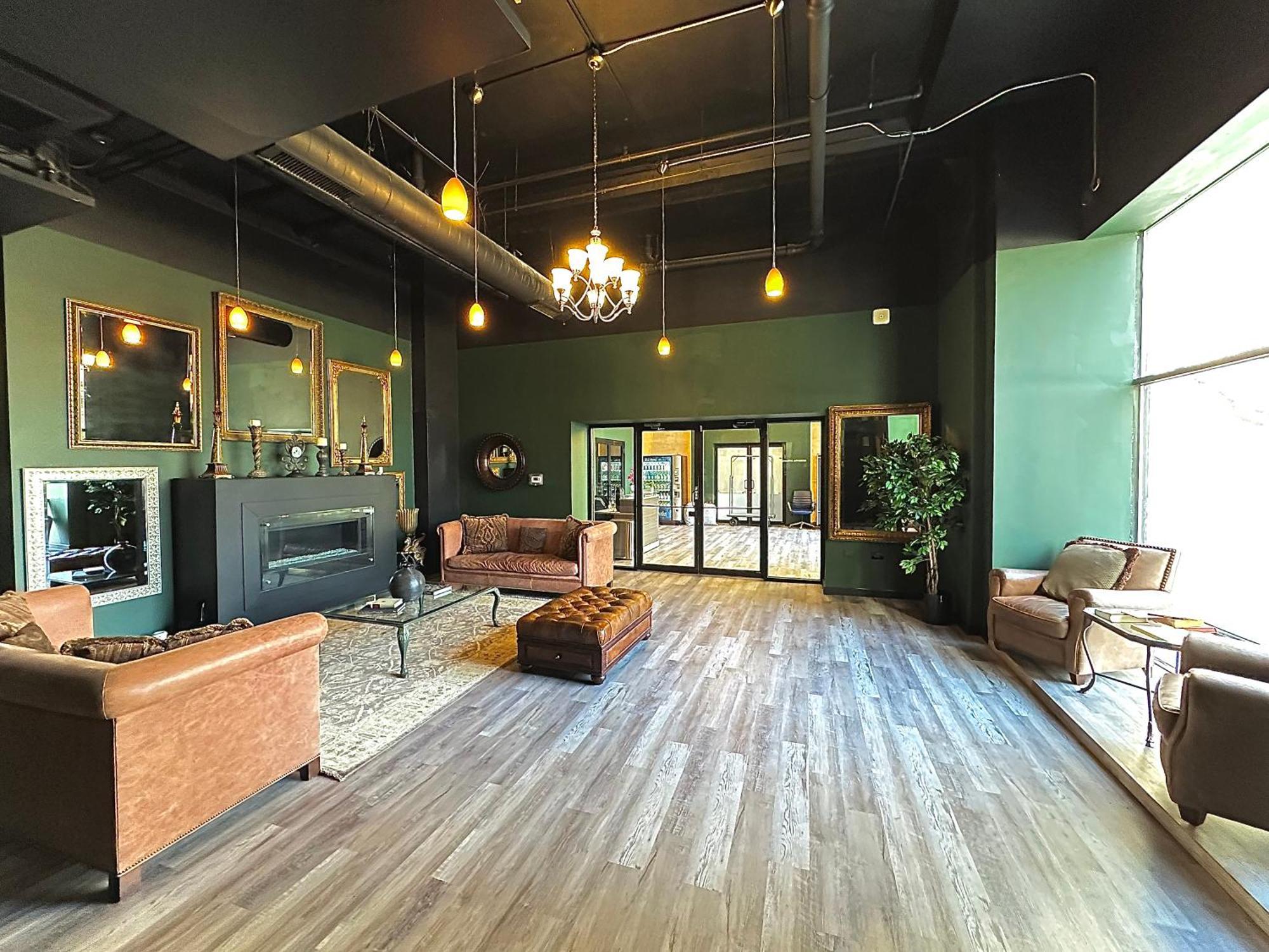 Bright 2Br Luxury Corner Suite With Optional Parking Sleeps 6 Guests Near Mccormick Place And Soldier Field Chicago Kültér fotó